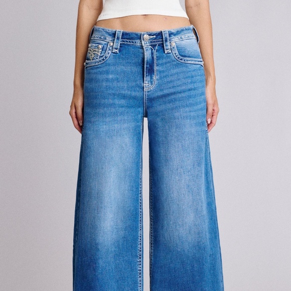 Rock Revival ALIVIA OVERSIZED WIDE-LEG JEANS - Picture 2 of 12